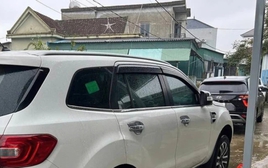 Tài xế đỗ ô tô chặn lối đi còn thách thức 'đỗ đến mai' đối diện mức phạt nào?