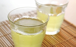 Nghiên cứu 365.000 người phát hiện: Đột quỵ rất “sợ” loại nước giá rẻ dễ kiếm ở Việt Nam, chống ung thư, ổn định đường huyết hiệu quả