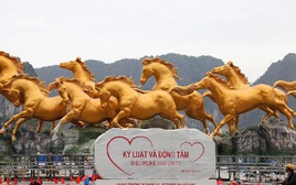 Quảng Ninh dẫn đầu cuộc bình chọn linh vật ngựa đẹp nhất Tết Bính Ngọ