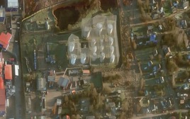 Ukraine tấn công tầm xa, chọc thủng lưới bảo vệ, kho dầu Nga bốc cháy