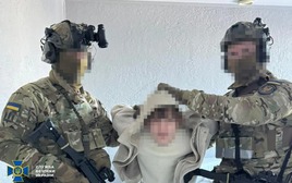 Ukraine và Moldva phá âm mưu ám sát quan chức tình báo: Nghi phạm cân nhắc dùng súng, đánh bom xe