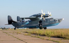 Quân đội Ukraine bắn hạ cùng lúc 2 máy bay chống ngầm Be-12 tại Crimea