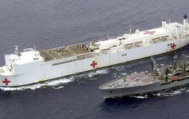 Điều tàu bệnh viện đến Greenland, ông Donald Trump nói gì?