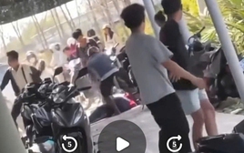 Đoạn clip ngắn về vụ việc xảy ra ở Cà Mau khiến nhiều người bức xúc