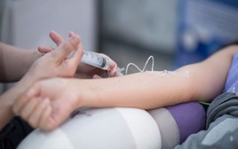 Vụ cô gái tử vong sau khi “truyền trắng” tại nhà: Nữ điều dưỡng đã tiêm thêm thuốc gì trước khi nạn nhân lịm dần?