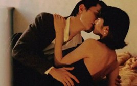 Làm "chuyện ấy" quá thường xuyên có gây giãn vùng kín không? Bác sĩ nói thẳng: Đây mới là 3 nguyên nhân chính