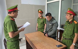 Thi hành lệnh bắt tạm giam nhân viên bán hàng Phan Văn Hữu Hà