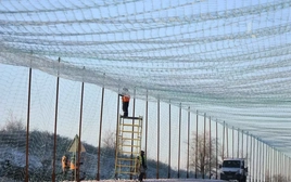 Ukraine xây dựng 'hành lang lưới' chống máy bay không người lái dài 4.000 km