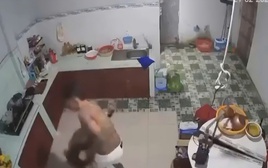 Sau khi kể chuyện bị đâm trọng thương vì đòi chia tay, đối tượng đánh người yêu tử vong