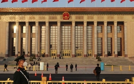 Trung Quốc: Giải phóng quân báo cứng rắn về việc điều tra tướng lĩnh cấp cao