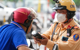 CSGT xử lý vi phạm nồng độ cồn từ sáng mùng 1 Tết, camera AI hoạt động 24/24