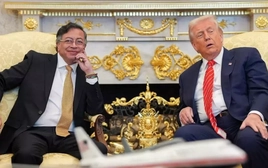 Tổng thống Colombia mang quà đặc biệt đến Nhà Trắng, nhưng Tổng thống Trump không ra đón