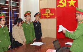 Hơn 60.000 lít giấm giả làm từ axit axetic bán cho người tiêu dùng