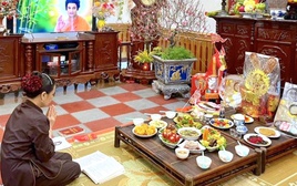 Cúng tất niên trước ngày ông Công ông Táo được không?