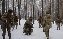 Hoảng loạn vì đòn đánh tập hậu