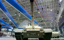 Vũ khí Trung Quốc xuất khẩu bị giám sát chặt sau một số tai tiếng chất lượng