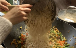 Ngày càng nhiều người còn trẻ đã khổ sở vì bệnh phổi, bác sĩ nói thẳng: Làm 5 việc, không hút thuốc phổi cũng "NÁT"