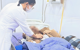 Người đàn ông 54 tuổi nguy kịch vì vi khuẩn “ăn thịt người”