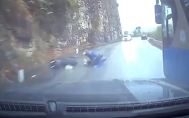 Lấn làn, vượt ẩu chẹt chết 2 người trên đèo vẫn thản nhiên: Do người ta chứ do mình đâu