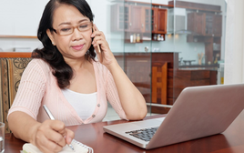 Mẹ chồng ngỏ ý xin 20 triệu để đi du lịch "xuyên Việt" giữa lúc vợ chồng tôi đang khó khăn đủ đường