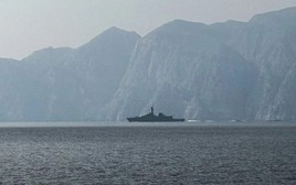 Một tàu chở dầu đột ngột dừng gần vùng biển Iran, tắt tín hiệu nhận dạng, ‘sang tay’ 325.000 thùng dầu Nga: Moscow thành công thu về gần 30 triệu USD