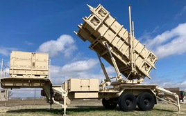 Iran chuyển hướng chiến thuật, nhắm vào 'gót chân Achilles' của Mỹ