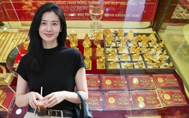 40 tuổi chưa từng mua vàng, tôi tự hỏi: Có phải mình kém quá rồi không?