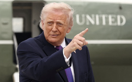 Ông Trump tuyên bố chiến thắng nhưng 'không muốn rời đi sớm'