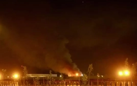 Vùng Vịnh tiếp tục hứng đòn dồn dập, Ả-rập Xê-út tìm ra cách tránh eo biển Hormuz