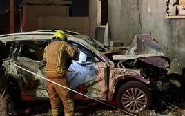 Iran dội mưa tên lửa vào miền bắc Israel, loạt tòa nhà hư hại nặng