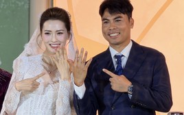 MC Huyền Trang Mù Tạt tiết lộ sụt 5kg vì lo cho đám cưới với Đức Huy, loạt khoảnh khắc trên lễ đường gây sốt