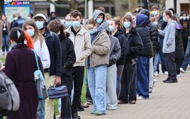 Một dịch bệnh nghiêm trọng đang bùng phát tại Anh, giới chức cảnh báo về “sự kiện siêu lây nhiễm”