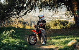 Xe máy điện giá ngang Honda Air Blade: Chạy 80km/h, đi gần 100km/sạc nhưng có điểm trừ lớn