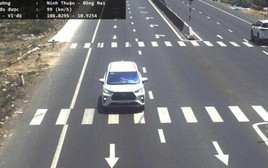 Vi phạm tốc độ, hàng loạt ô tô bị "dính" camera phạt nguội trên Quốc Lộ 1