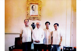 Cố Thủ tướng Phạm Văn Đồng và quyết định trao "sứ mệnh đặc biệt" cho một Việt kiều Mỹ hơn 40 năm trước