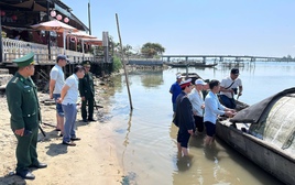 Nguyên nhân vụ chìm thuyền chở 11 người ở TP Huế