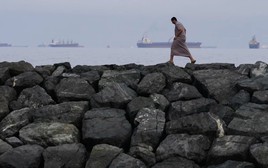 Tại sao 99 con tàu này vẫn đi qua eo biển Hormuz bình an vô sự: Họ đã dùng "phép tàng hình" trước mắt Iran?