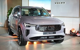 Volvo XC90 2026 ra mắt Việt Nam: Giá 3,289 tỷ đồng rẻ hơn cả Lexus RX, màn lớn hơn, động cơ không mạnh như trước