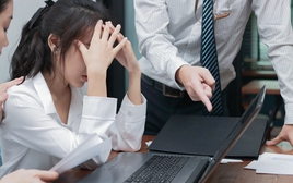 Chuyên gia cảnh báo những vị sếp ái kỷ hủy hoại sức khỏe nhân viên đến mức nào