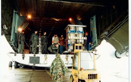 WSJ: Ông Trump cân nhắc chiến dịch quân sự nhằm thu giữ uranium của Iran