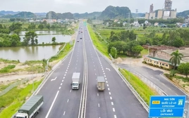 Cao tốc mới thu phí không dừng: Được bao nhiêu tiền, vì sao bị lỗi?