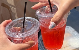 Ngày càng nhiều người “trẻ măng” bị suy tim, bác sĩ chỉ ra: 4 đồ uống này “phá tim” còn nhanh hơn thức khuya