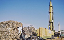 Iran tuyên bố tấn công tàu khu trục Mỹ ở Ấn Độ Dương