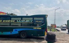 Chủ quán bún bị tố “đuổi xe tải”: Tôi xin nhận trách nhiệm là người đứng đầu