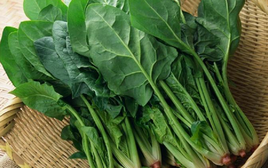 Tiểu thương chợ nói thật: 5 loại rau “đẹp long lanh” này tôi còn không dám ăn, nhiều người lại mua mỗi ngày