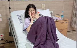 Nữ sinh 18 tuổi đã u xơ tử cung vì 2 sở thích ăn uống cực quen ở người trẻ: 1 “giòn rụm”, 1 ngọt ngào