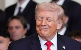 Tổng thống Mỹ Trump yêu cầu lực lượng Iran đầu hàng