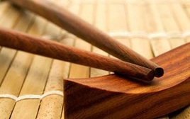 Cảnh báo đặc biệt với những gia đình đang dùng đũa gỗ