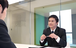 Nhà tuyển dụng hỏi: "Một cộng một bằng mấy?" - Người đáp "2" bị cười nhạo và loại ngay lập tức!