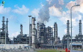 Tiến sĩ Nguyễn Hồng Minh giải thích: Việt Nam có 2 nhà máy lọc dầu lớn, tại sao vẫn phải nhập khẩu xăng dầu?